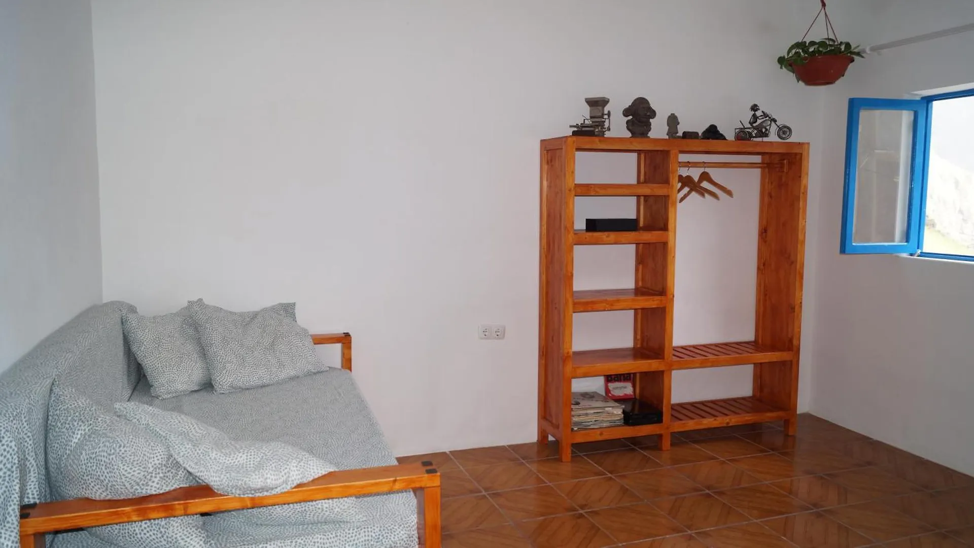 Oia Paul Apartman